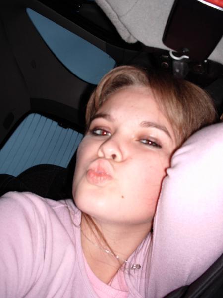 c'est la coupaine de mon ami amine